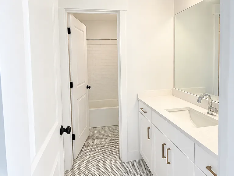 626 W Cedar Hill Dr — Photo 14