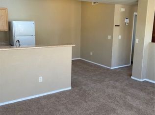 2011 Sue Ct UNIT 205, Las Vegas, NV 89108