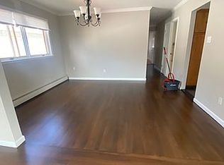 28-09 203rd St #2, Bayside, NY 11360