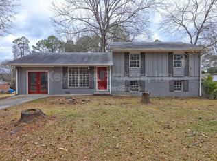 70 Jonathan Rd, Riverdale, GA 30274