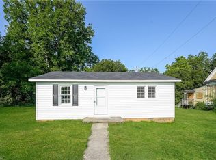 610 Montgomery St, Reidsville, NC 27320