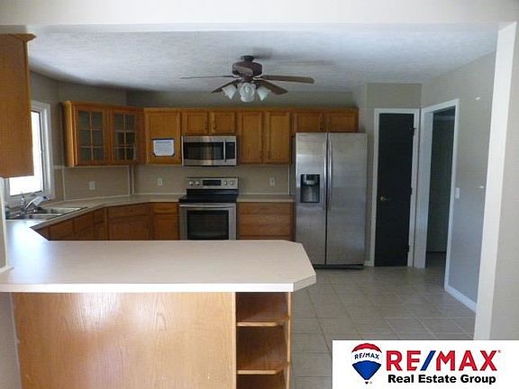 4th image of 14442 S 35th St
