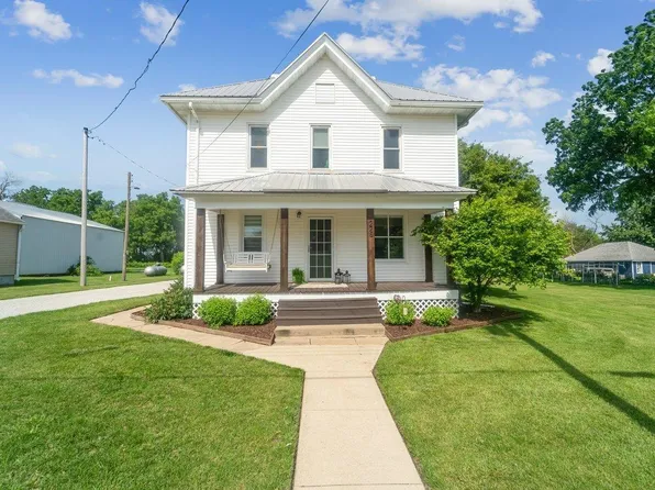 225 Cass St N, Westgate, IA 50681