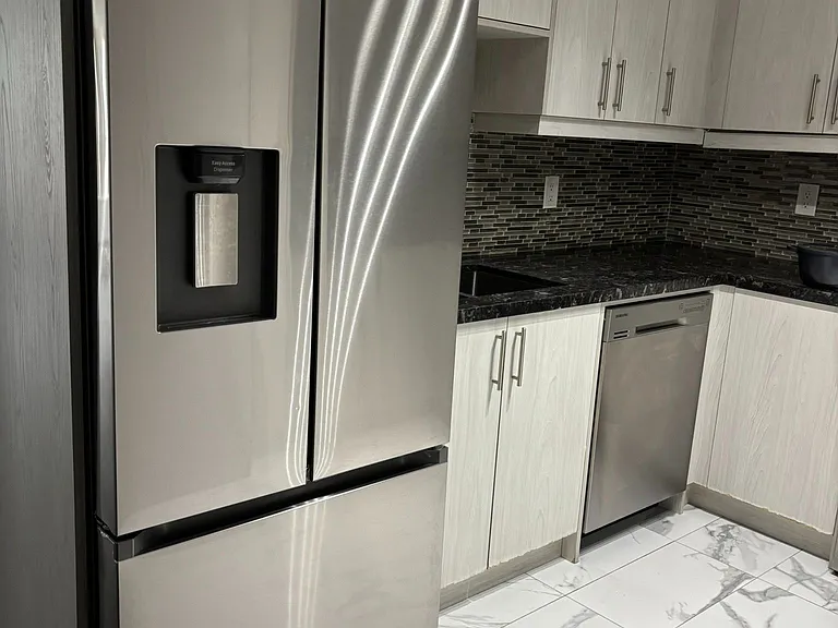 909 Bay St #1901 — Photo 6