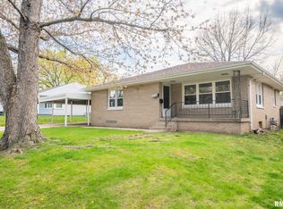 1115 Howard Ct, Pekin, IL 61554