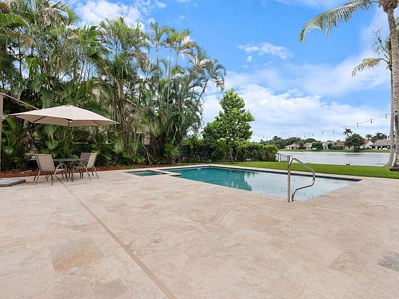 5th image of 9580 Hollyhock Court
