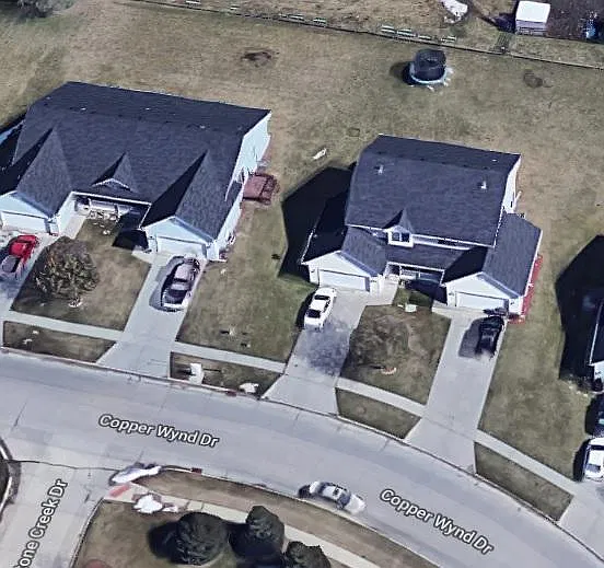 3 bed, 2.5 bath, 1400 sqft, $1,699 — Photo 3
