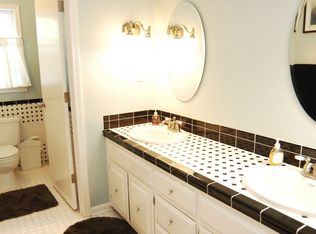 7100 W Wickshire Cv, Germantown, TN 38138