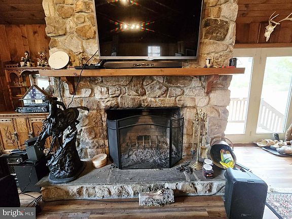 5th image of 1120 Sandy Ridge Rd