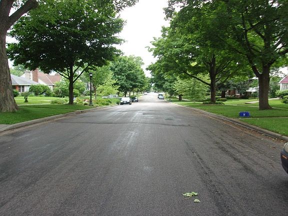 5th image of 1829 Bohland Ave