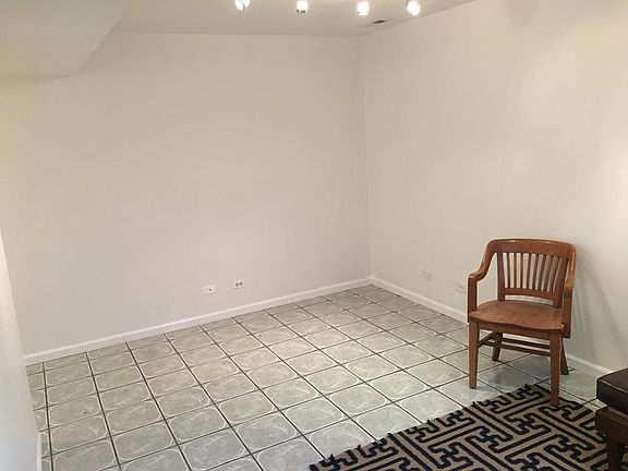 Living Room (3)