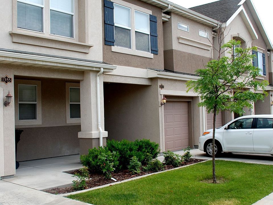 Great Home, Beautiful Neighborhood