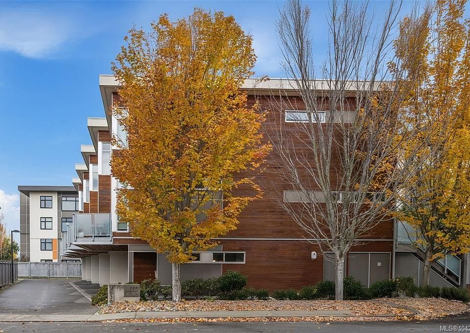 1st image of 2830 Irma St #3