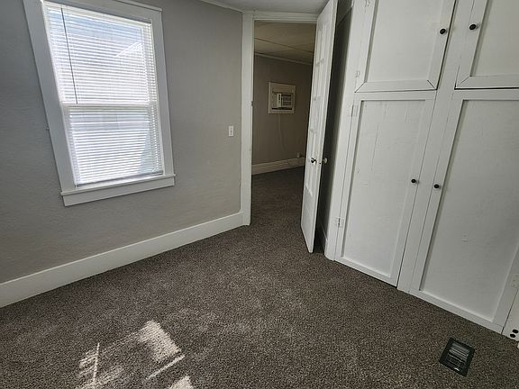 5th image of 2015 S Saint Marys St APT 3