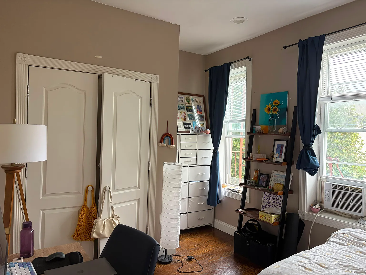 158 Hart Street — Photo 2