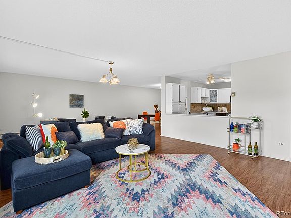 2nd image of 695 S Alton Way #9A