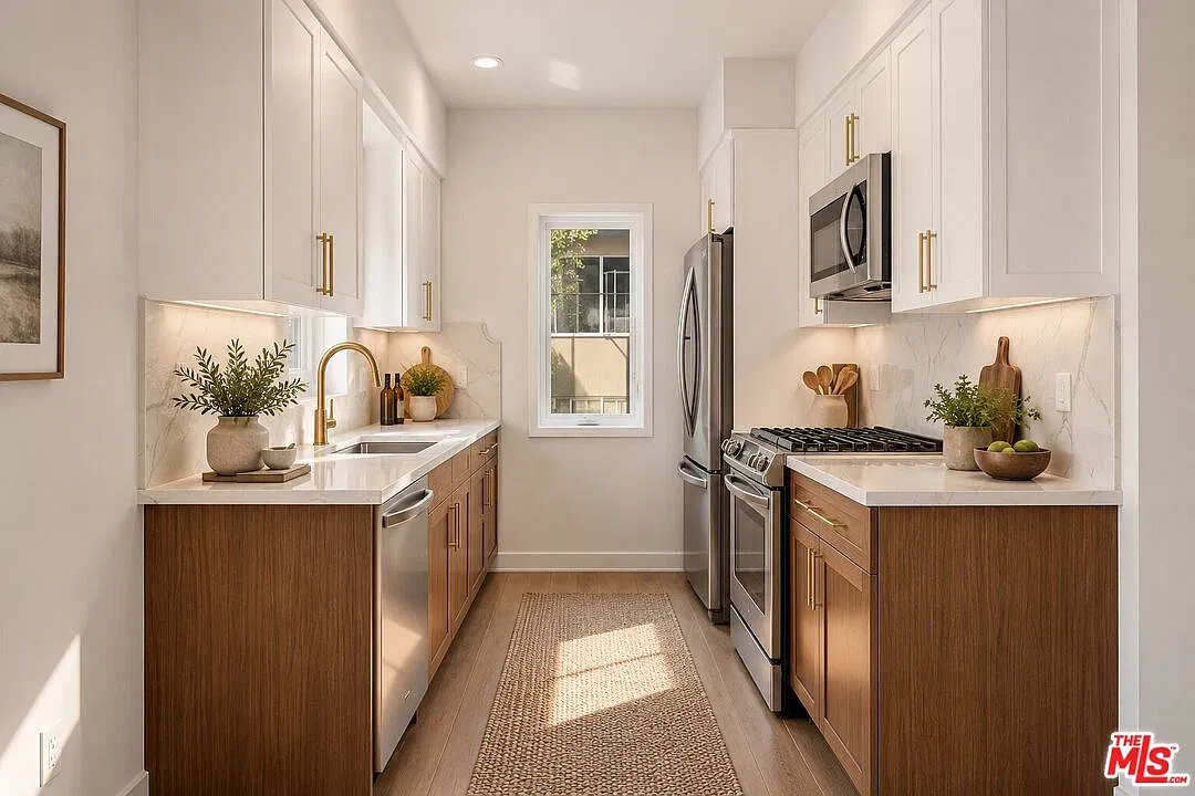 3 bed, 4.0 bath, 1432 sqft, $5,250 — Photo 4