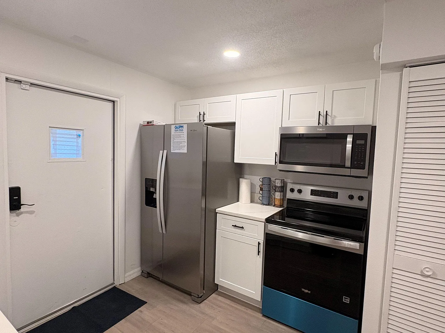 4 bed, 3.0 bath, 2952 sqft, $910 — Photo 3