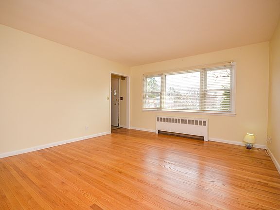 2nd image of 15 Verona Ave