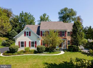 320 Creek Crossing Ln, Chester Springs, PA 19425