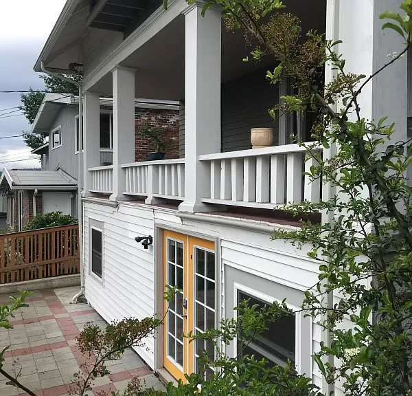 639 W Emerson St #C — Photo 3