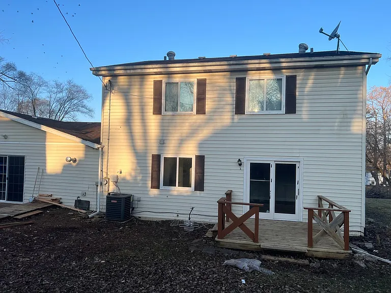 152 N Adams St — Photo 34