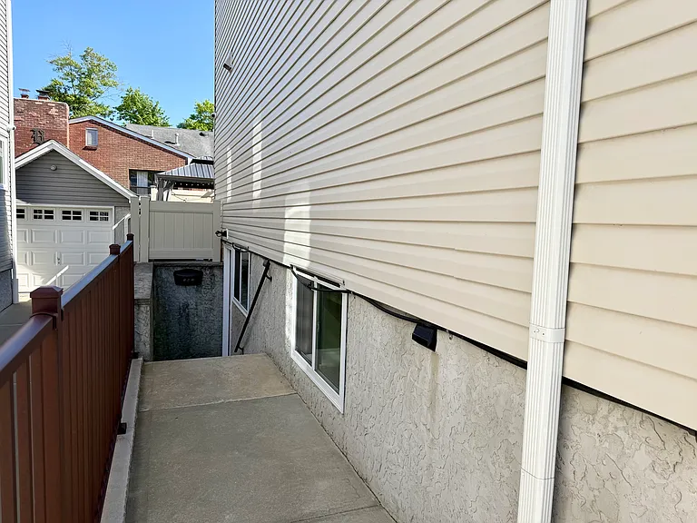 54 Buffington Ave #1 — Photo 2