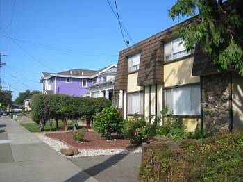 1st image of 452 Juana Ave