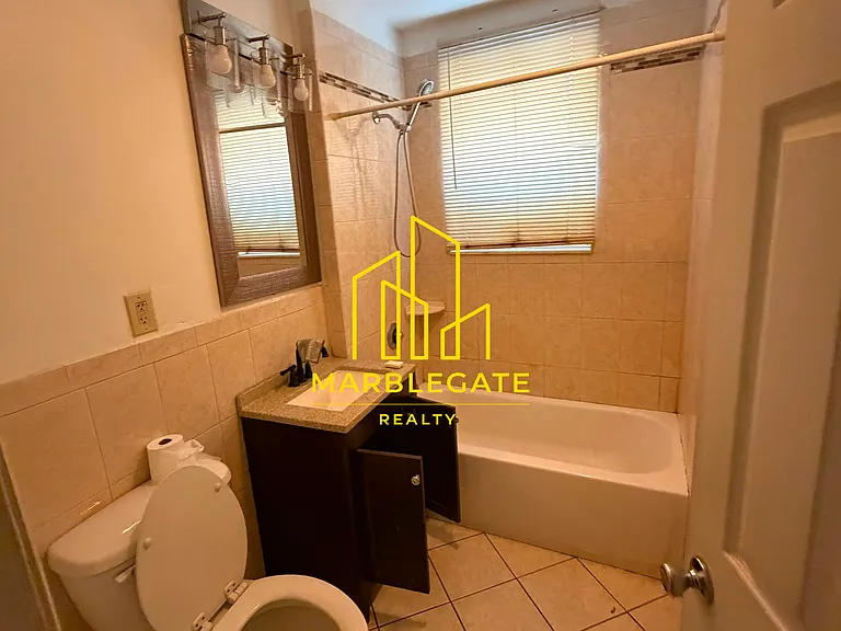 14 Belmont Ter #11L — Photo 7