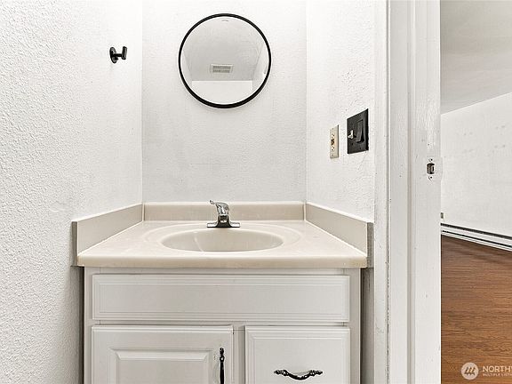5th image of 1040 S 320th Street #36