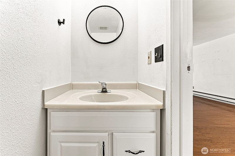 5th image of 1040 S 320th Street #36