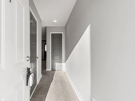 2nd image of 305 Longshadow Trl #E