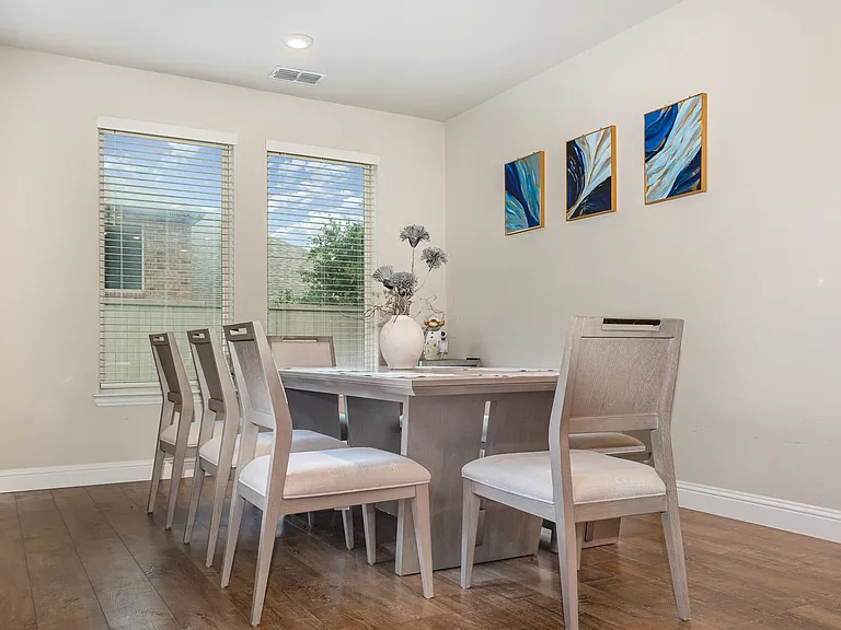 7709 Rota Dr — Photo 5