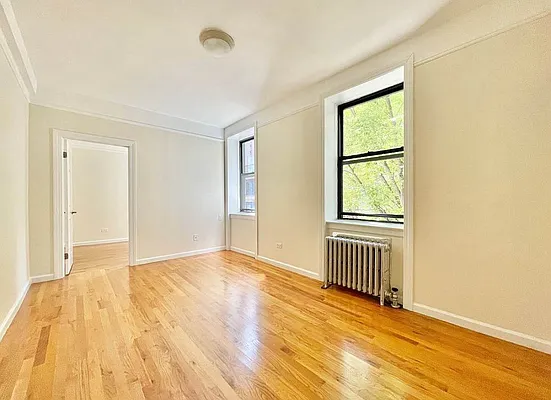 Rented by Manhattan Realty Group | media 5