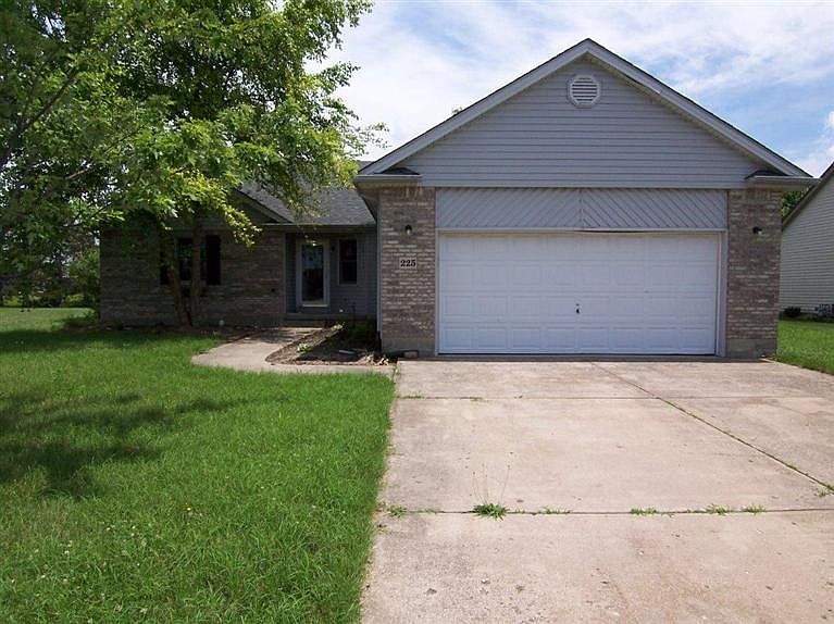 1st image of 225 Christina Way