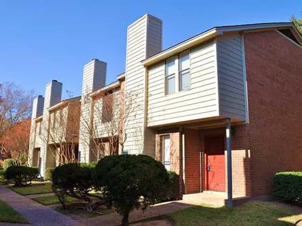 1904 Dartmouth St #4-O, College Station, TX 77840