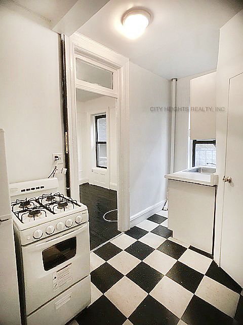 1st image of 329 E 14th St #1CC