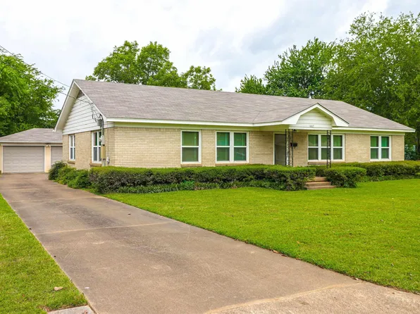 1003 Brown St, Jacksonville, TX 75766