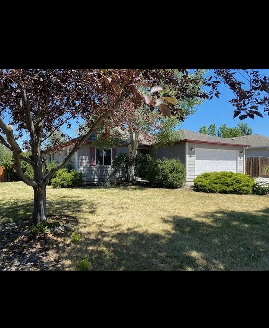 2813 W Villard St — Photo 3