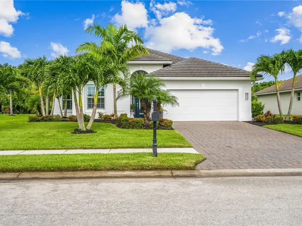 1035 Camelot Way, Vero Beach, FL 32966