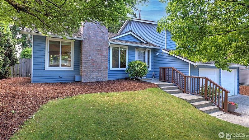2nd image of 17333 160th Avenue SE