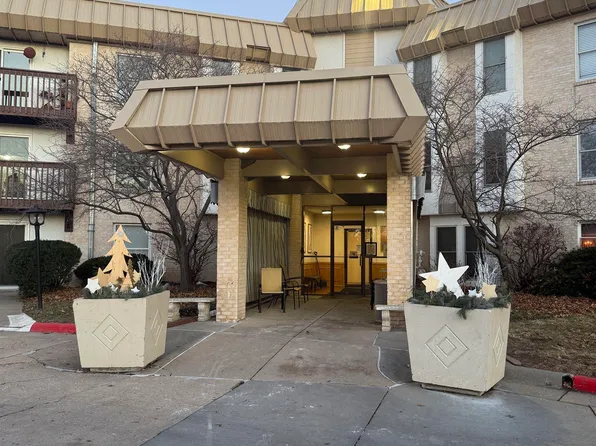 4000 S 56th St APT 131C, Lincoln, NE 68506