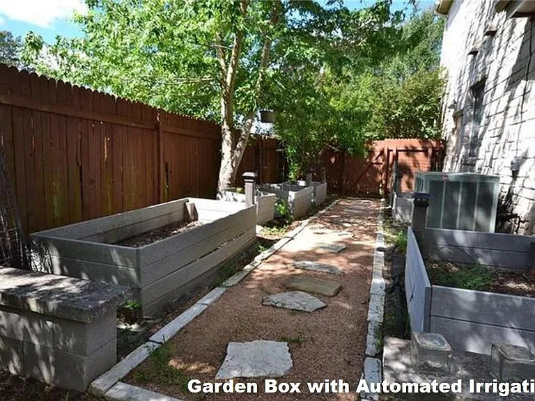 11021 Ariock Ln — Photo 30