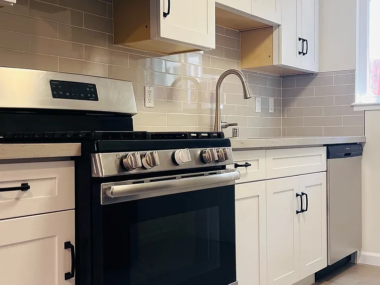 644 Lincoln St #1 — Photo 8