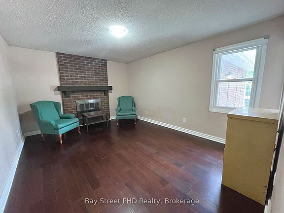 2nd image of 4109 Stonemason Cres
