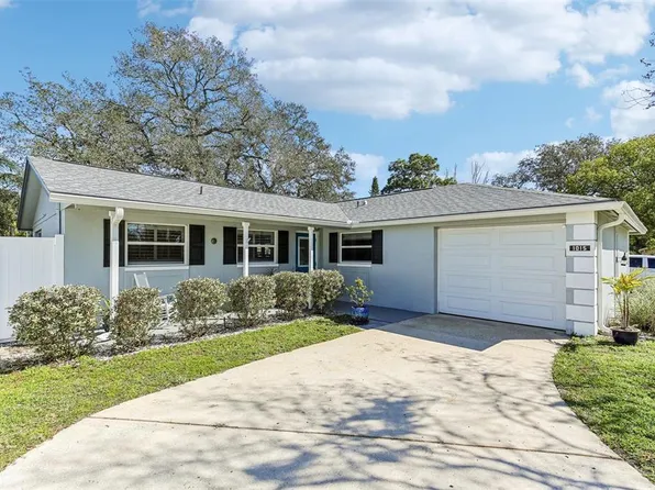 1015 Coldstream Ct, Tarpon Springs, FL 34689