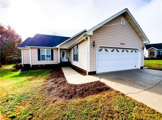 3112 Jennys Ln, Newton, NC 28658