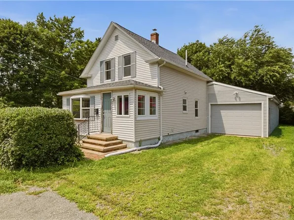 73 Harvard Ave, Warwick, RI 02889