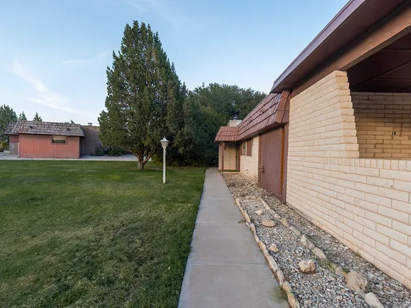 2200 1/6 W Pierce St #B, Carlsbad, NM 88220