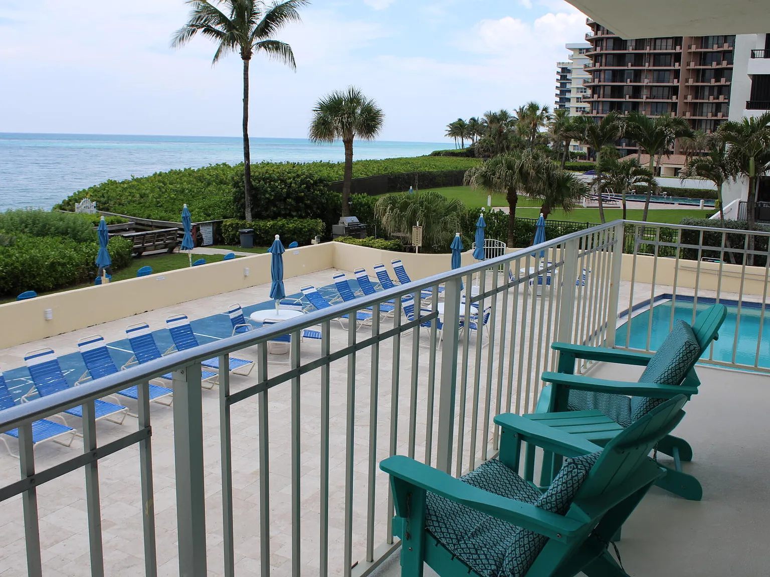 2 bed, 2.0 bath, 1247 sqft, $8,000 — Photo 2
